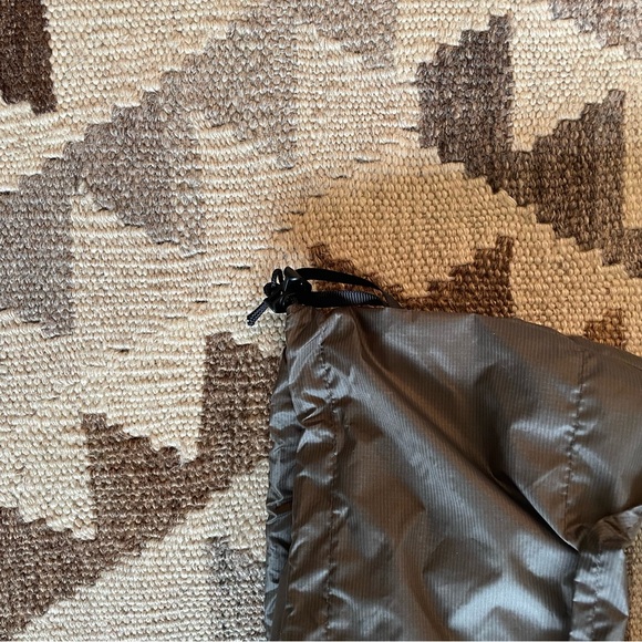 Gnhur silnyl sling bag NWOT - Picture 5 of 5